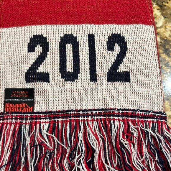 US Soccer Official Supporters Club Scarf by Ruffneck Scarves 2012 - Picture 6 of 7